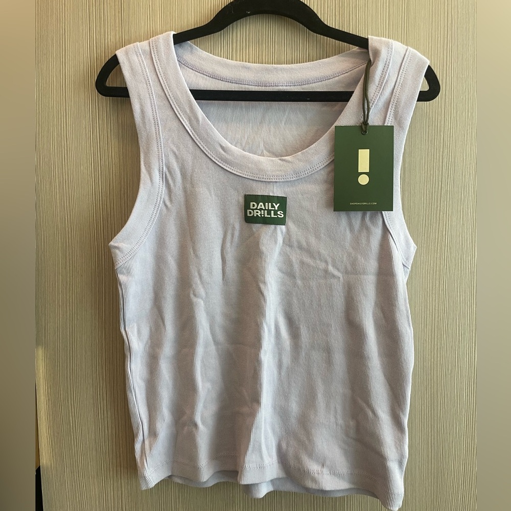 NWT!!! Daily Drills tank in color wink